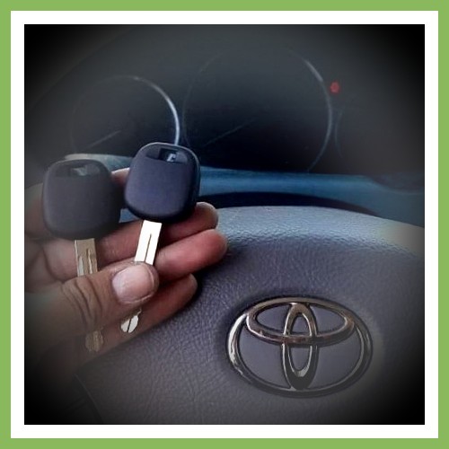 Toyota car key replacement in Cornelius